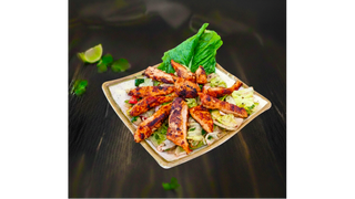 SAŁATKA Z GRILLOWANYM KURCZAKIEM