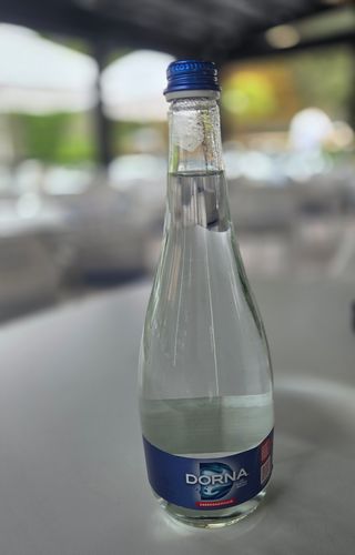 Apă minerală carbogazoasă Dorna