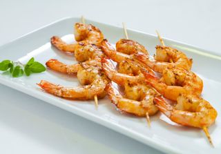 Spiedini di gamberetti