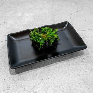 Ikura Con Wakame (2 Pza.)