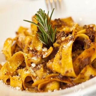 fettuccine al ragu di cinghiale