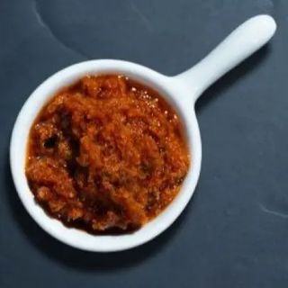 PESTO DE ROSII