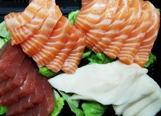 S2. Sashimi Misto