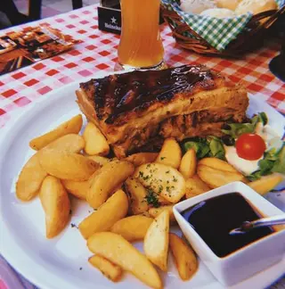 Rebarca na žaru sa domacim krompirom