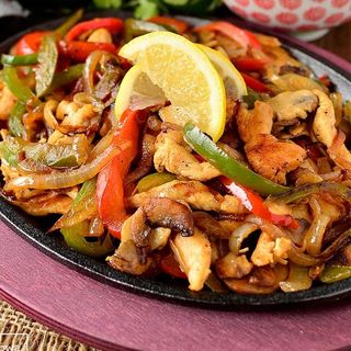 Fajitas Chicken (3 Uds Tortillas. )