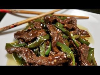 Ternera Con Pimientos Verdes