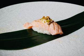 81 Koko pistacchio nigiri