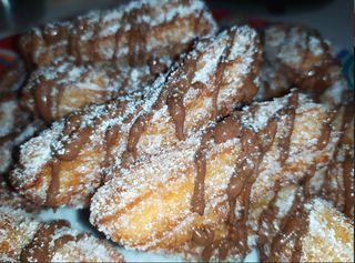 Straccetti fritti con Nutella porzione grande