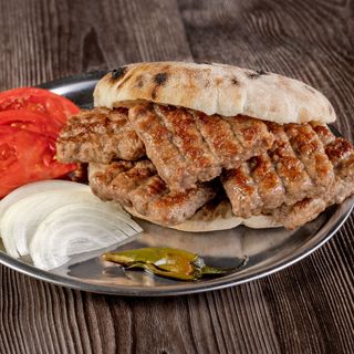 Yebiga порция Чевапи (390г)