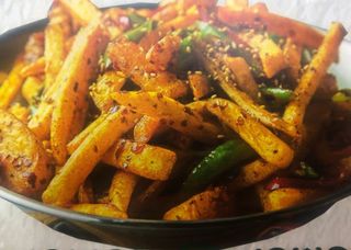 Жареная рыба (филе) с картофелем фри