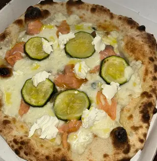 Pizza Especial Delicata (30 Cm.)