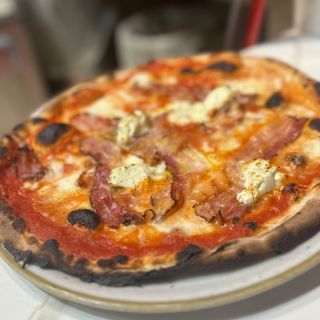 Formaggio francese e bacon