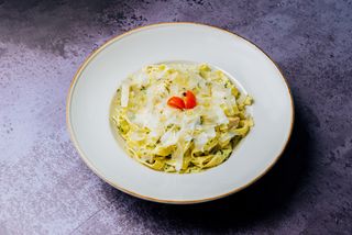 Taljatele sa piletinom i spanaćem