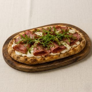 Pinsa de Pastrami