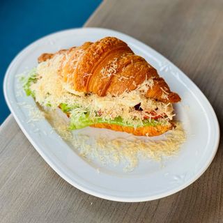 Круасан Цезар 