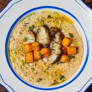 Суп з цвітної капусти та коноплі