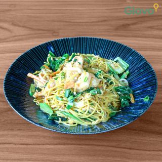 Чоу меин нудли с скариди (350г)