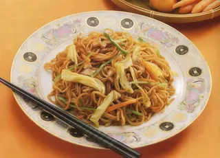 94. Tallarines Japoneses