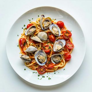 Chitarrine alle vongole e ciliegino