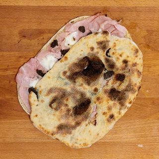 Pinsa Ripiena Tartufata