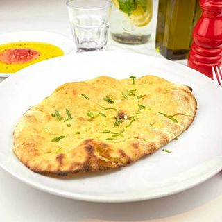 Focaccia z Oliwą z Oliwek, Rozmarynem i Solą Maldon