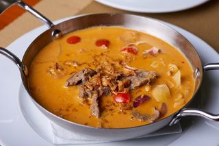 Massaman curry cu vita