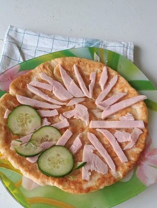 Langos cu sunca