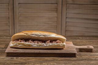 Sendvič Tunjevina Manji