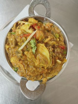 Vegetable jalfrezi(a bit spicy)