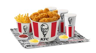 9 крылышек + 6 ножек Комбо