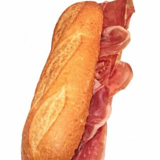 bocadillo de jamon del pais