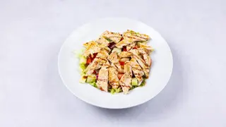 Toplo  hladna salata s piletinom