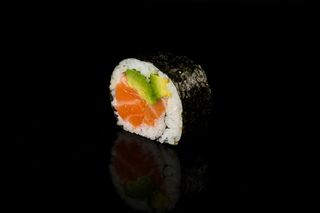 Futomaki Salmón (6 Uds.)