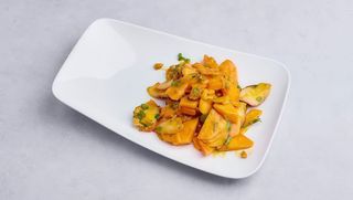 Sałatka Papaya Coriander z kurczakiem