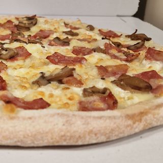 Pizza Carbonara (Familiar)