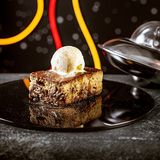 Sticky Toffee Cake - Kolač od urmi