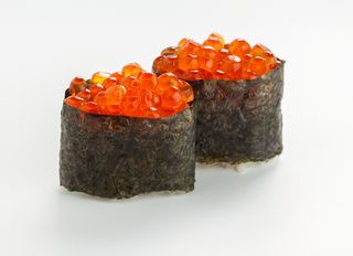 Gunkan huevas de salmón (2 uds.)