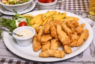 Piletina Orli sa pomfritom