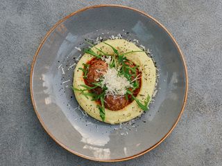 Мітболи з картопляним пюре (380g)