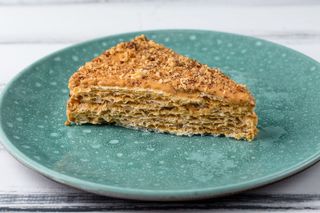 Вафельний торт зі згущеним молоком  (130г)