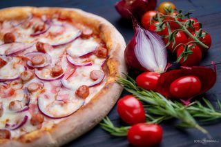 Pizza Vienesa (32 cm.)