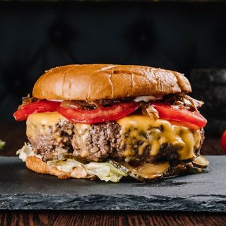 Steak Burger  (cantitatea mare)