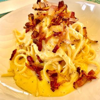 Pasta Carbonara (Authentic Recipe)