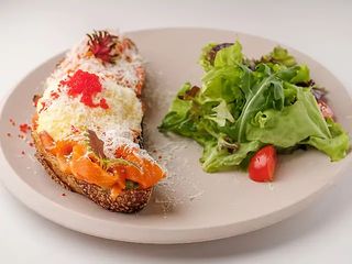 Бенедикт з лососем