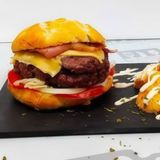 Hamburguesa De Ternera Con Queso De Cabra