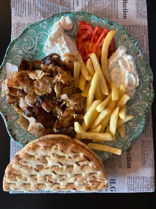Gyros farfurie pui