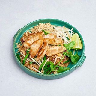 Kluseczki stir fry pad thai z kurczakiem