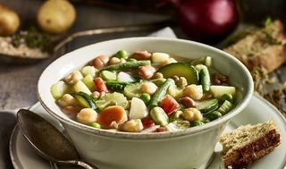 MINESTRONE CON LEGUMI (5710)