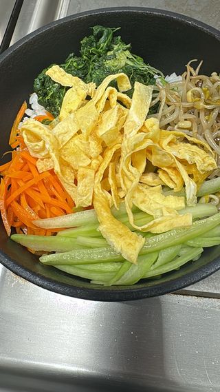 26 Yachae bibimbap