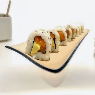 42. Uramaki Original (8 Uds.)